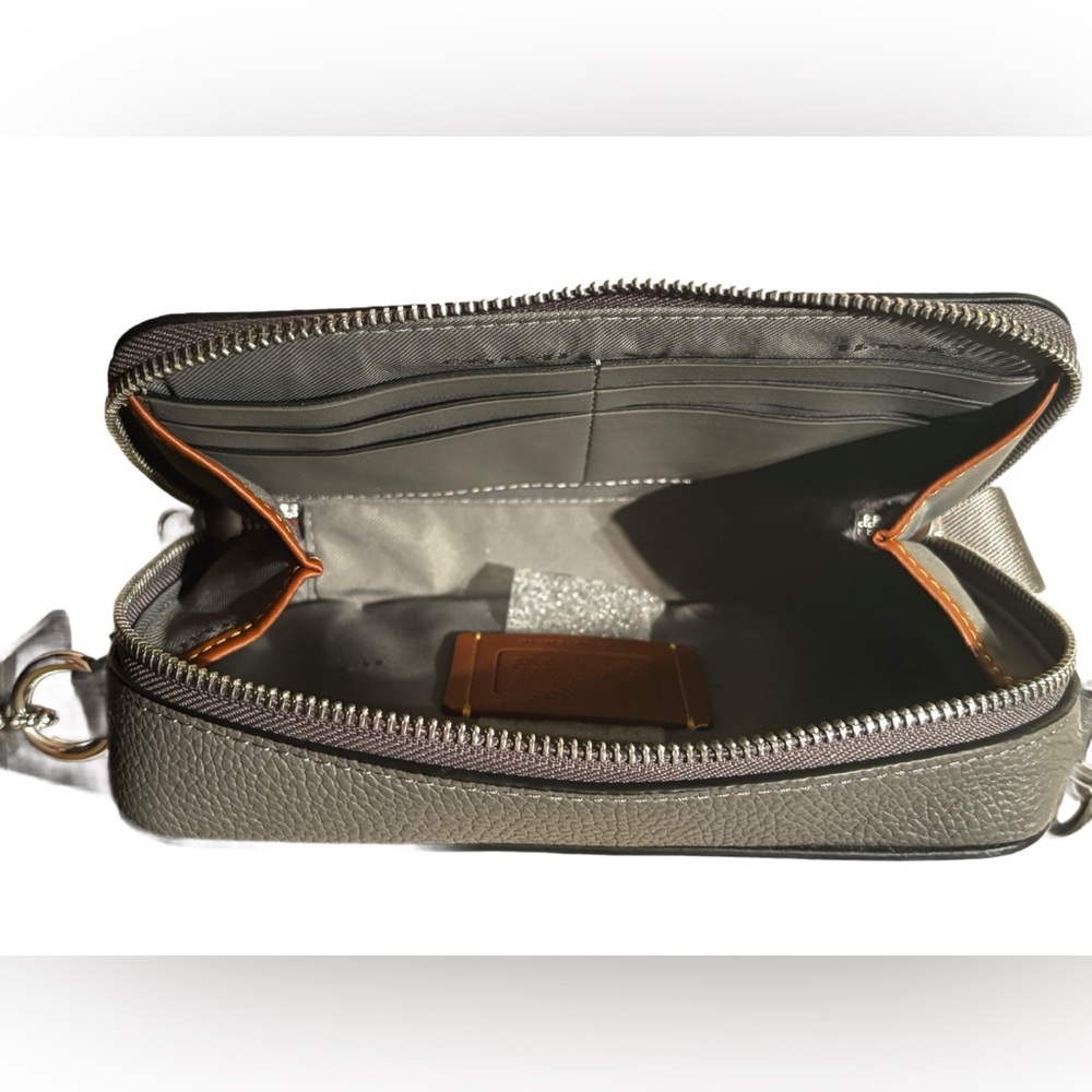 Coach Charter Slim Logo Detailed Crossbody Bag *LIKE-NEW CONDITION* - Picture 6 of 8